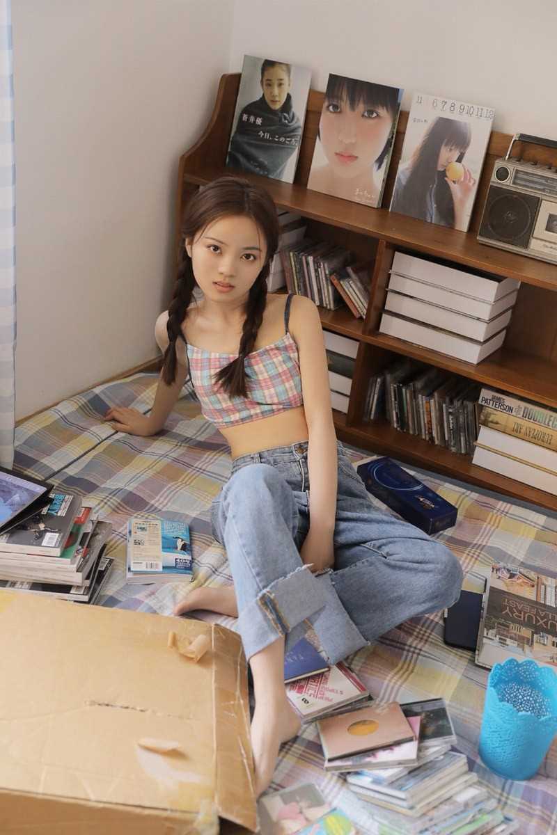 特别专辑麻花辫文学少女私房素颜清纯美女图片