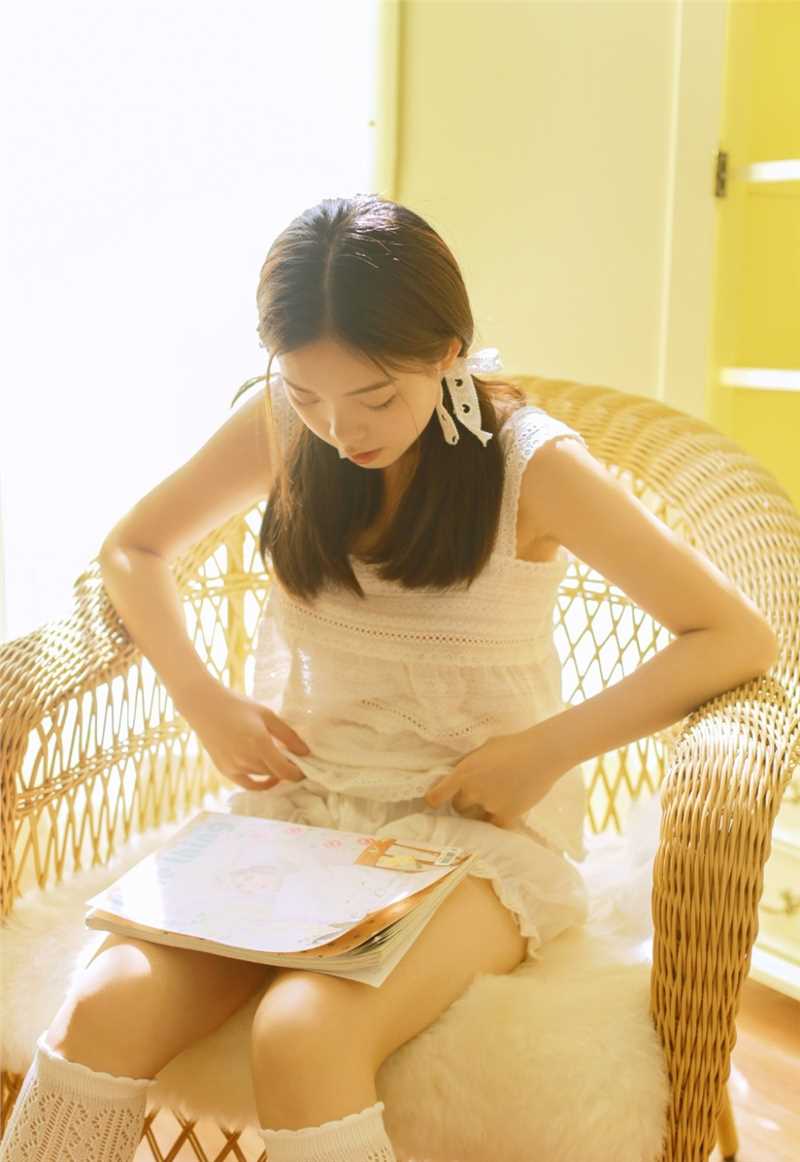 精选90后双马尾象棋少女私房夺目吸晴清纯图册