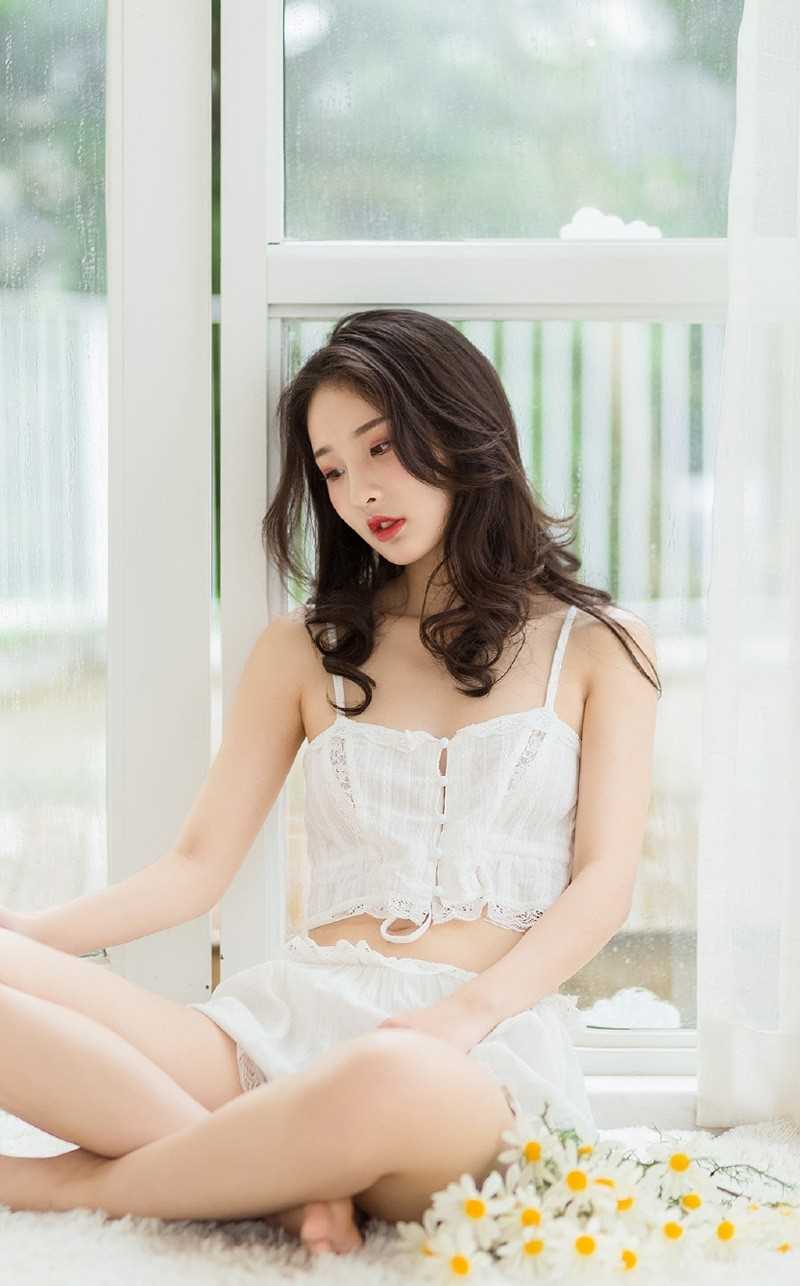 自然美女笑容甜美清纯唯美内衣