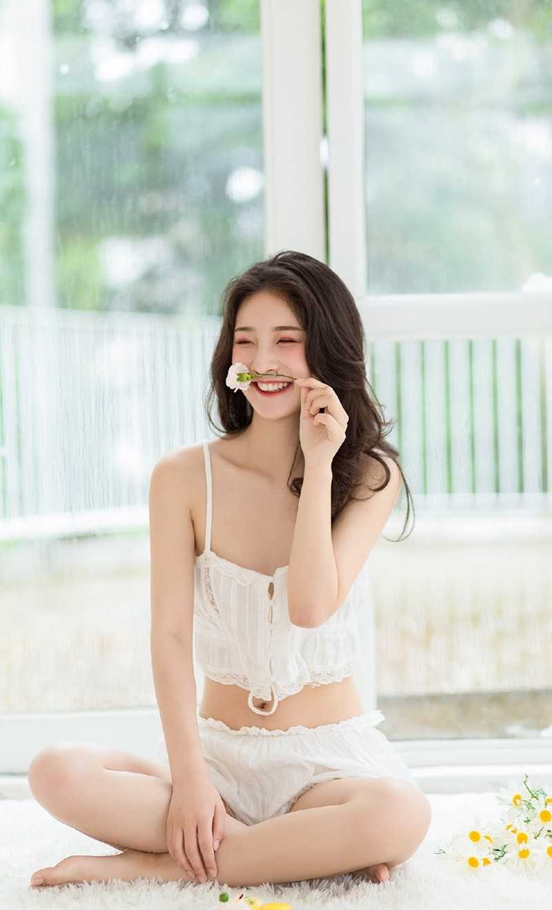 自然美女笑容甜美清纯唯美内衣