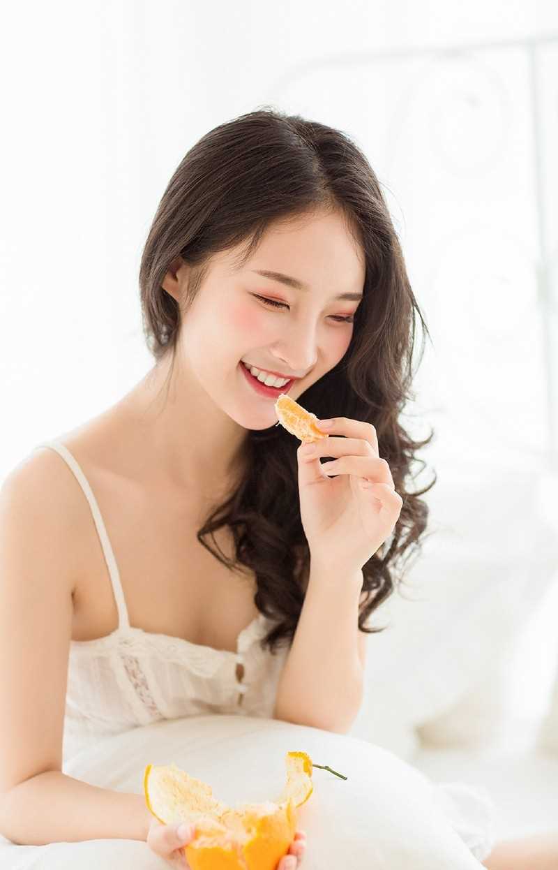 自然美女笑容甜美清纯唯美内衣