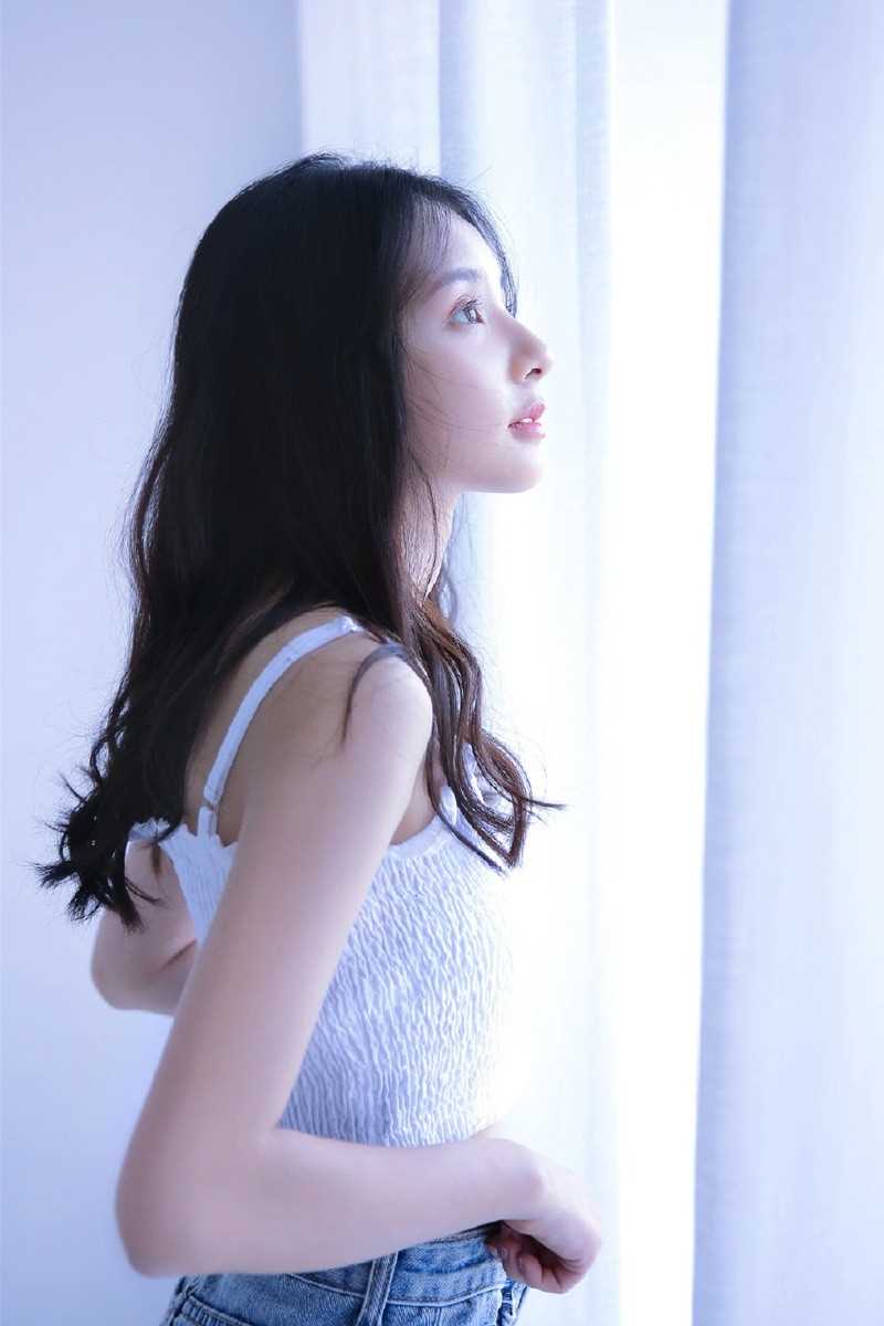 高清洁白天使私房大长腿热裤清纯女孩养眼图集