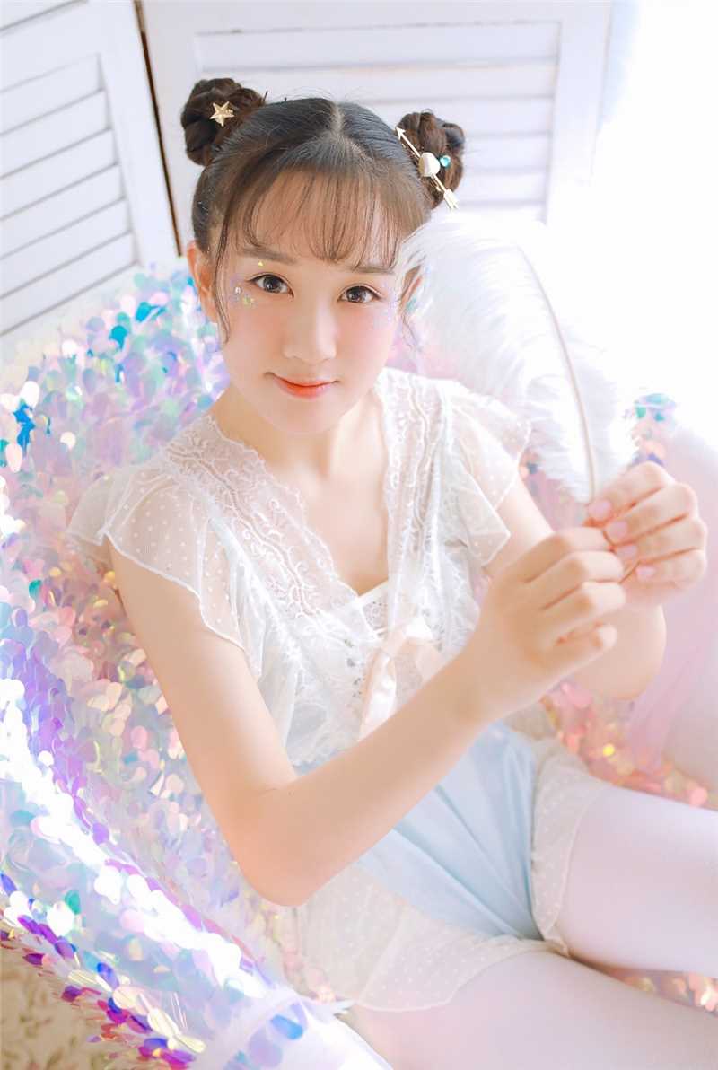 优质浴缸娘少女清纯性感连裤袜子诱惑相册