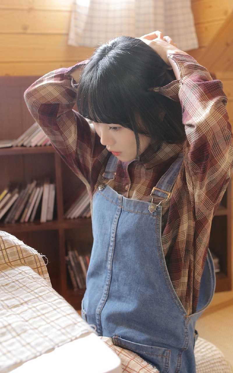 文学少女室内牛仔背带裤清纯