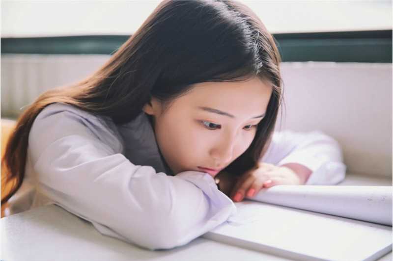 高清校花美女清纯性感学生制服校园摄影艺术图集