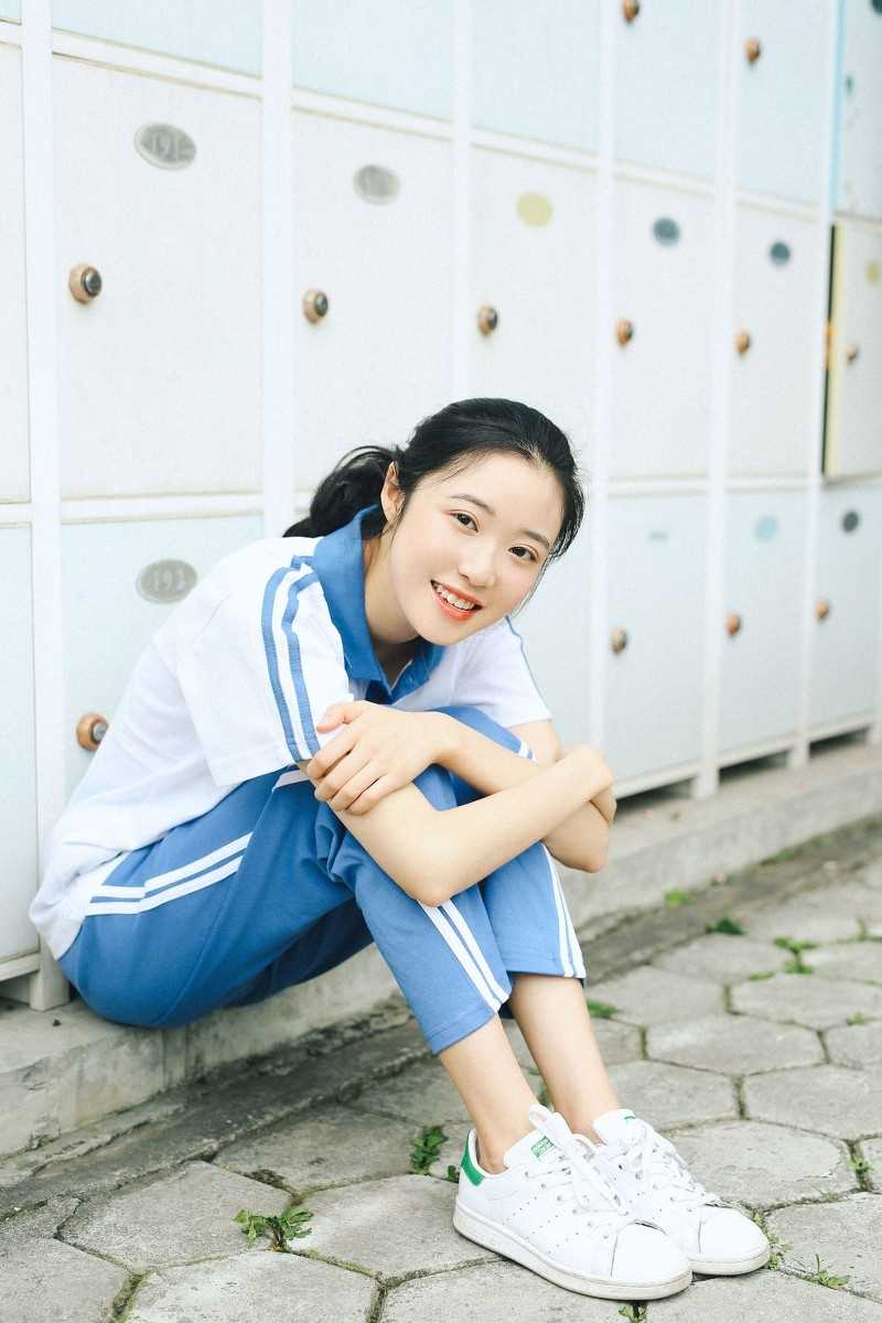 高清校花美女清纯性感学生制服校园摄影艺术图集