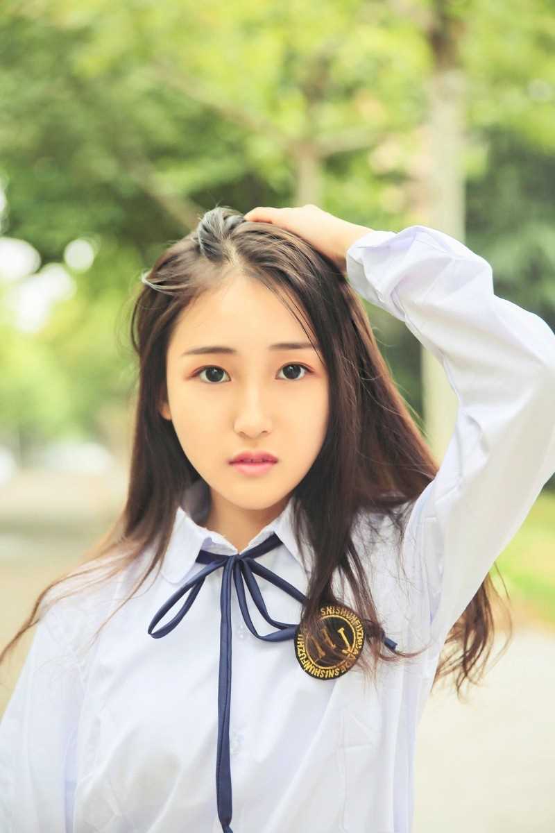 高清校花美女清纯性感学生制服校园摄影艺术图集