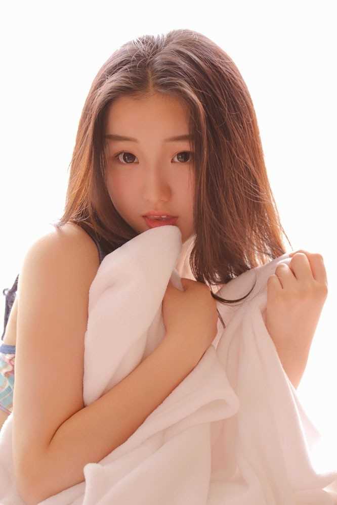 最全清纯美女模特少女身材迷人室内裹胸性感惹火壁纸