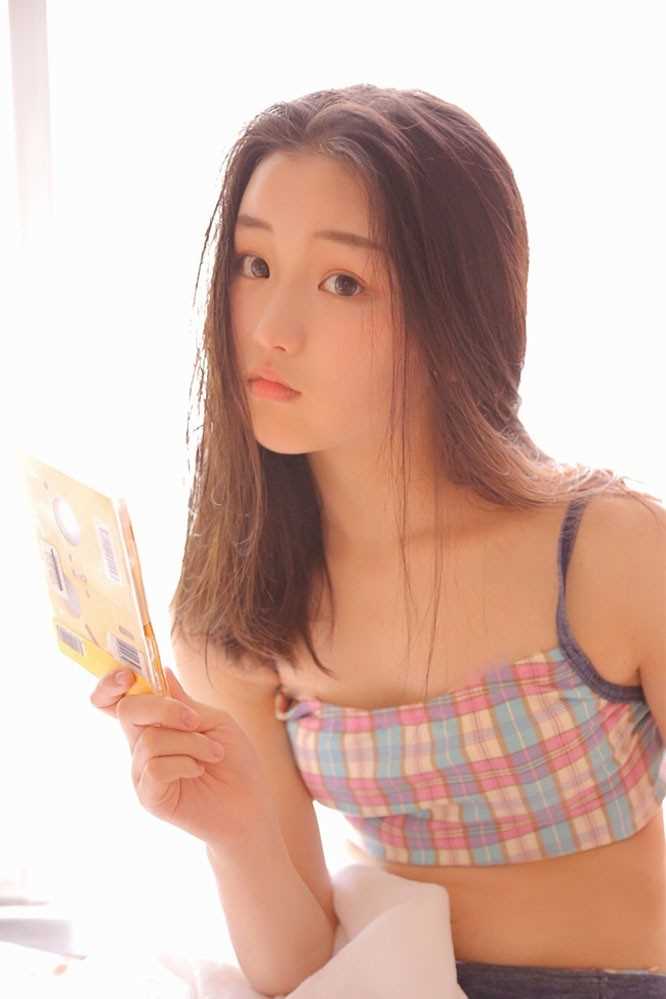 最全清纯美女模特少女身材迷人室内裹胸性感惹火壁纸