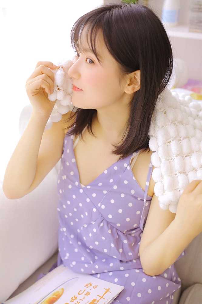 邻家微胖女孩漂亮脸蛋粉嘟嘟可爱清纯性感私房图