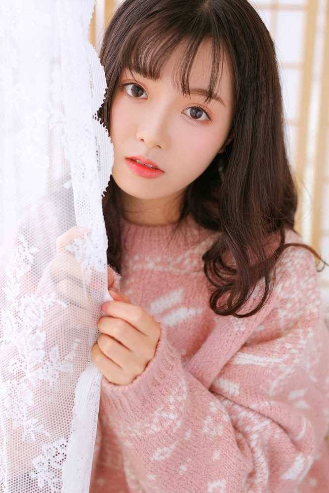 最全粉红初恋少女治愈系气质闺房毛衣俏皮清纯相册