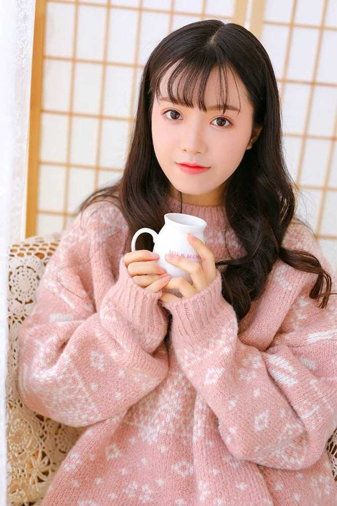 最全粉红初恋少女治愈系气质闺房毛衣俏皮清纯相册