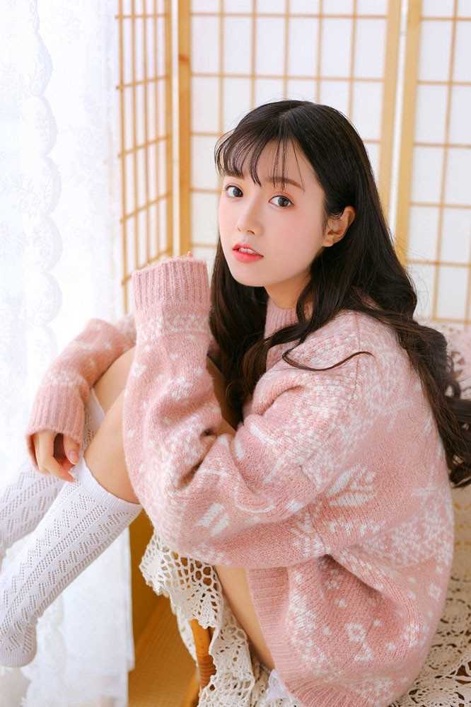 最全粉红初恋少女治愈系气质闺房毛衣俏皮清纯相册