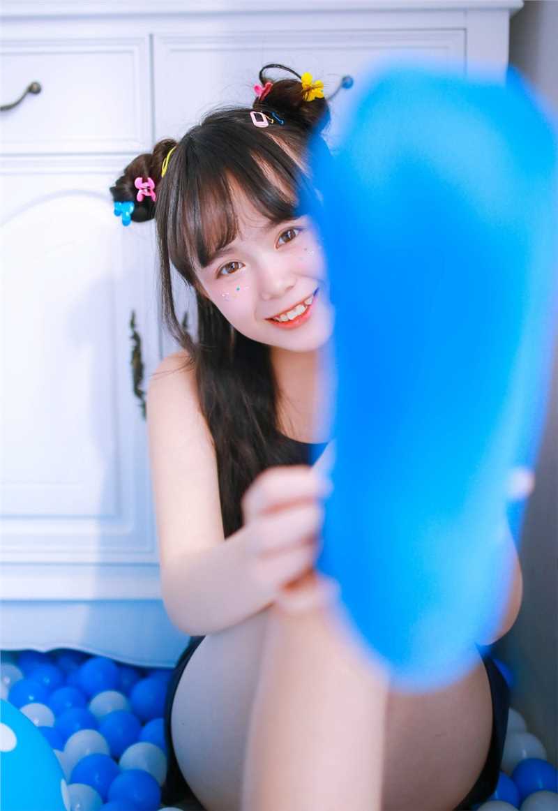 高清双眼皮美妆少女俏美可爱连体死库水稚嫩美体艺术图集