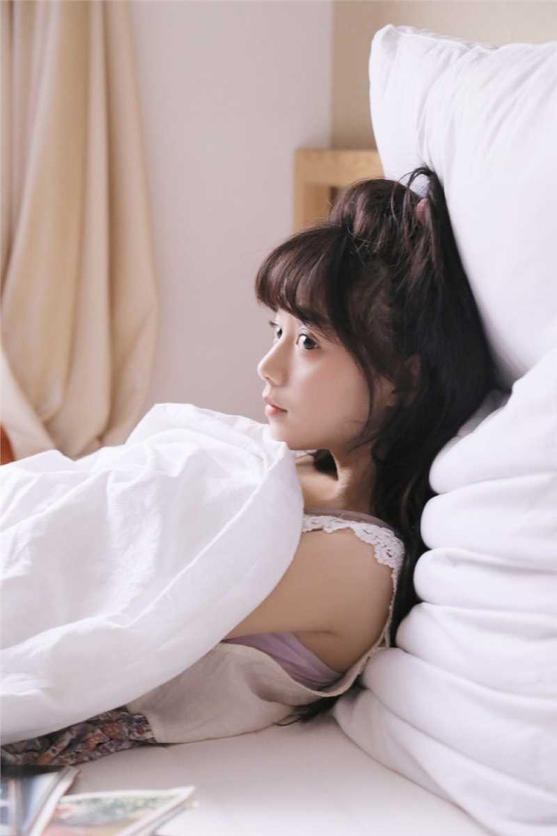 精选萌系正妹美女慵懒晨起居家睡衣可爱俏丽撩人生活图片图册