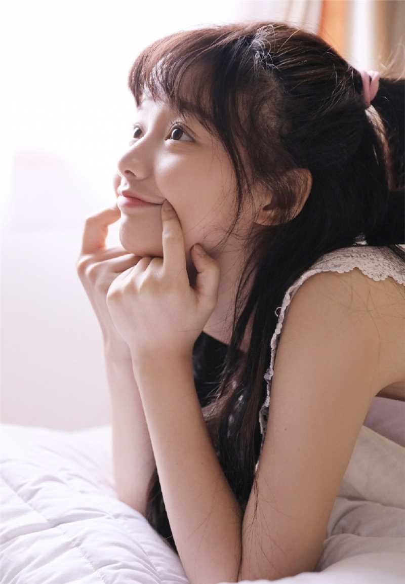 精选萌系正妹美女慵懒晨起居家睡衣可爱俏丽撩人生活图片图册