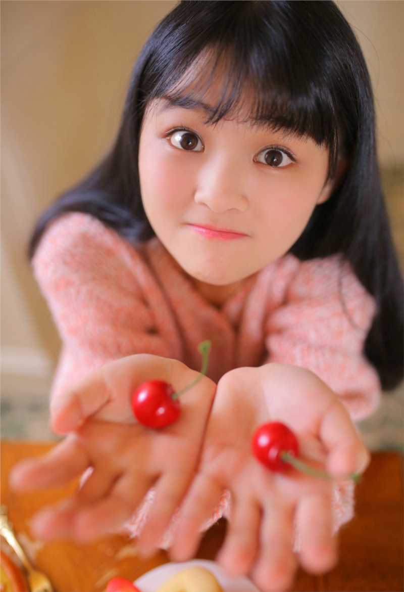 最新台湾清纯清纯甜美俏皮私房诱惑美女图集