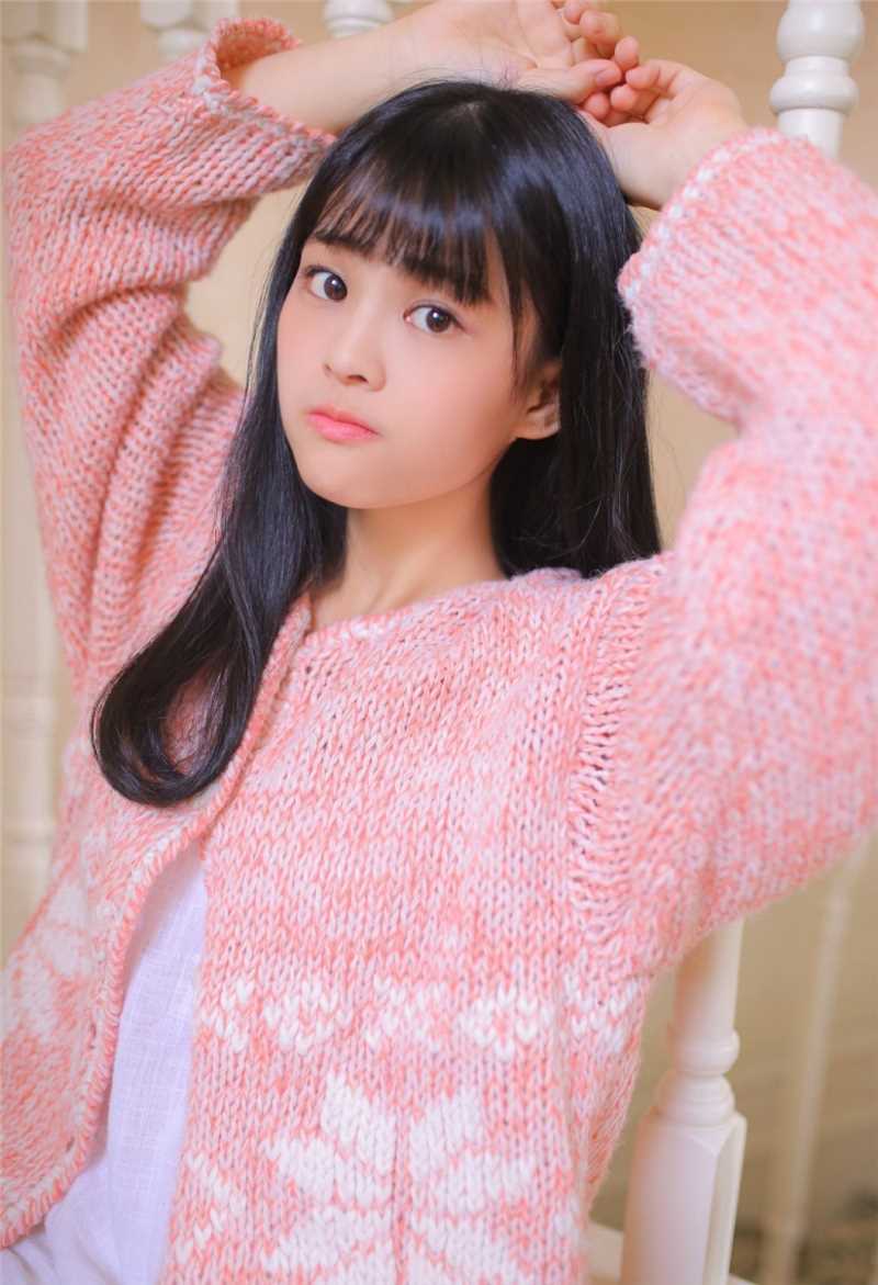 最新台湾清纯清纯甜美俏皮私房诱惑美女图集