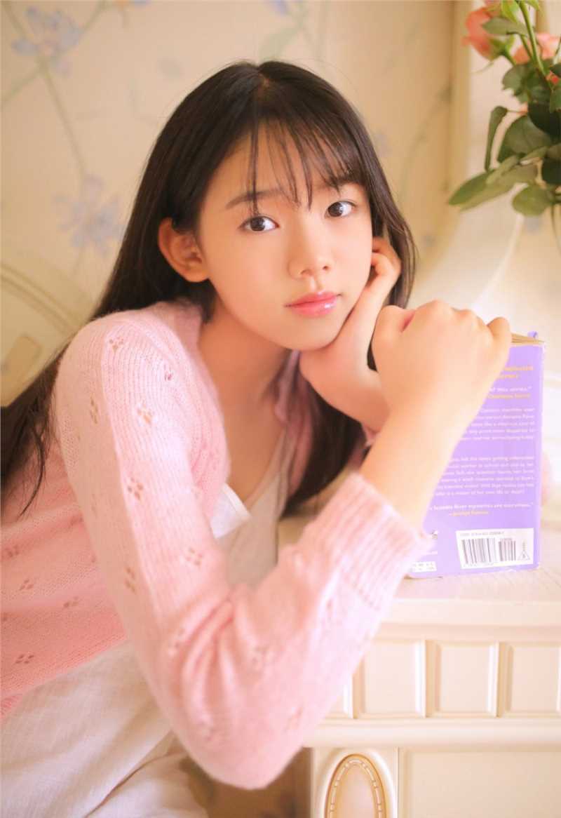 最新台湾清纯清纯甜美俏皮私房诱惑美女图集