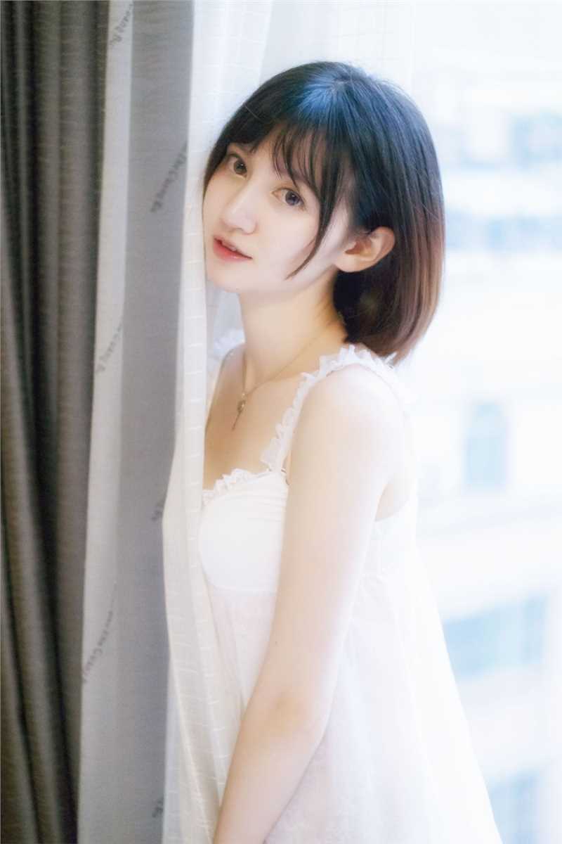 短发小妹清新秀丽大胆私房性感清纯惹火