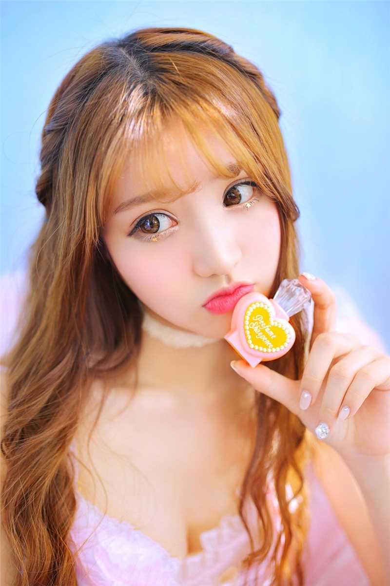 最新韩国清纯二次元少女唯美粉红俏皮娇美私房图片壁纸