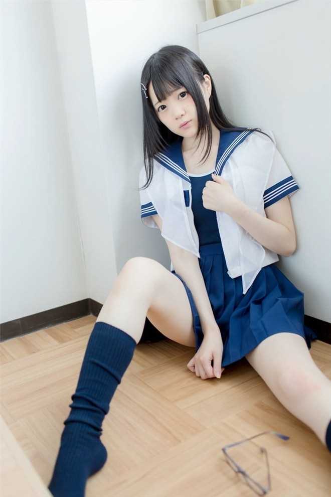 优质白净清纯教室内高叉泳衣性感娇嫩诱惑艺术相册