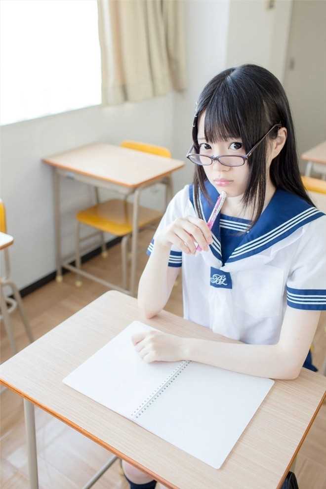 优质白净清纯教室内高叉泳衣性感娇嫩诱惑艺术相册