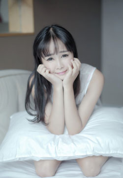 最全樱花树林下娇羞清纯少女可爱辫唯美户外相册