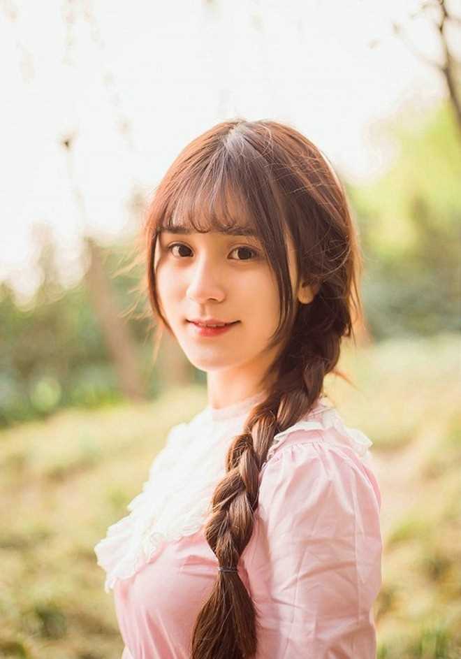 最全樱花树林下娇羞清纯少女可爱辫唯美户外相册