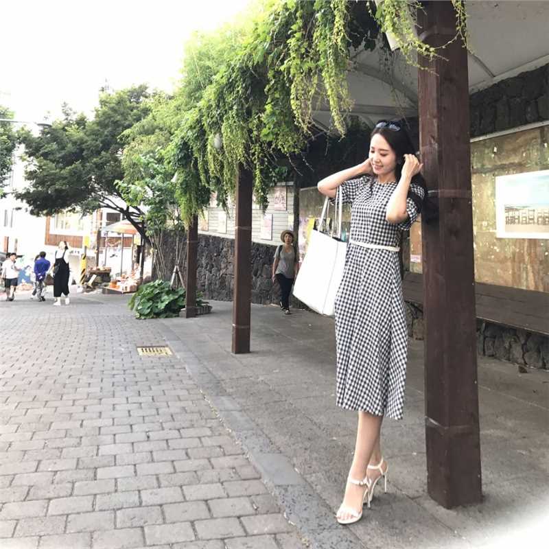 特别专辑美女播报员郑珠姬清纯生活照高雅迷人图片