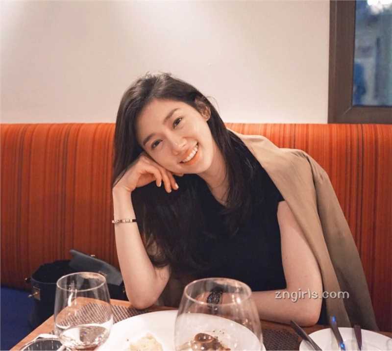 最新韩国美女Sojin生活清纯气质迷人壁纸