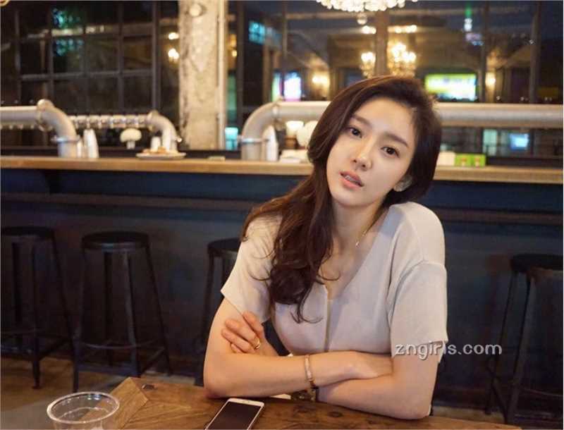 最新韩国美女Sojin生活清纯气质迷人壁纸