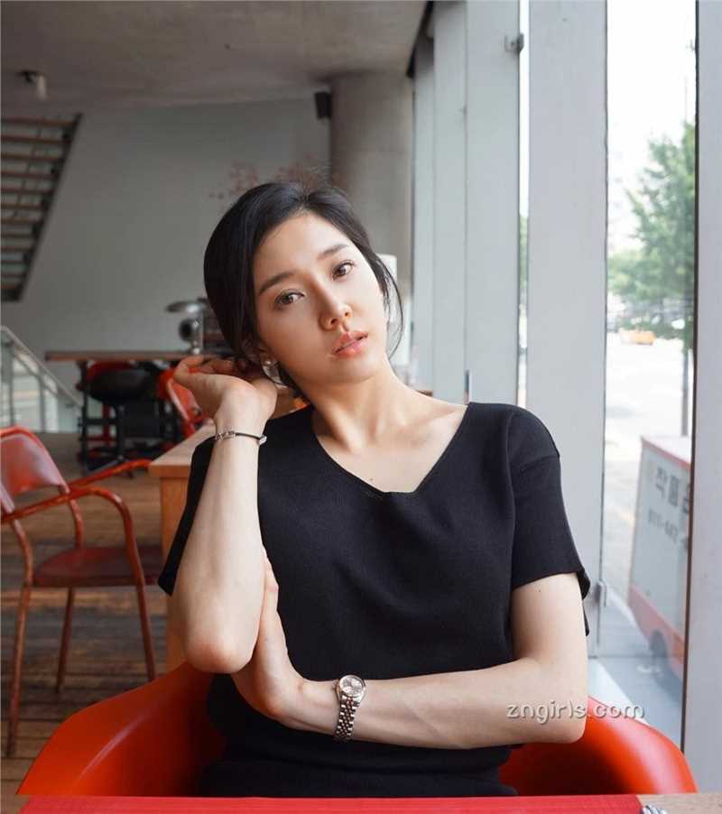 最新韩国美女Sojin生活清纯气质迷人壁纸