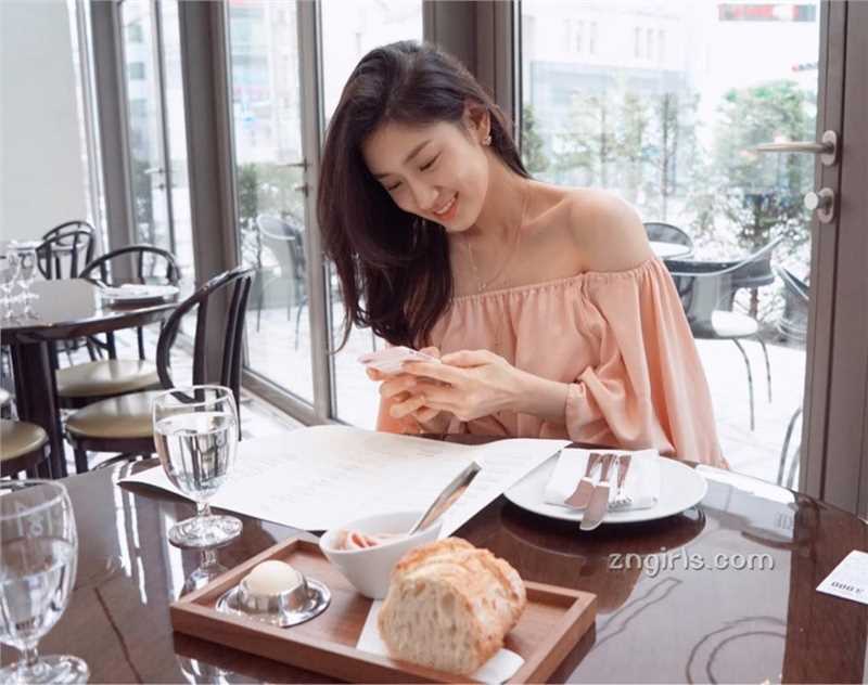 最新韩国美女Sojin生活清纯气质迷人壁纸