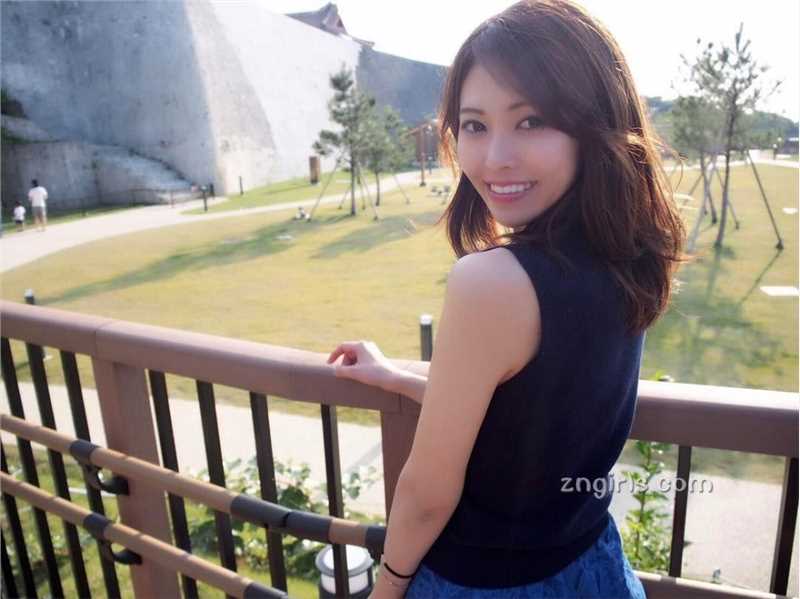 优质美女博主CHANNEL清纯私房照图片