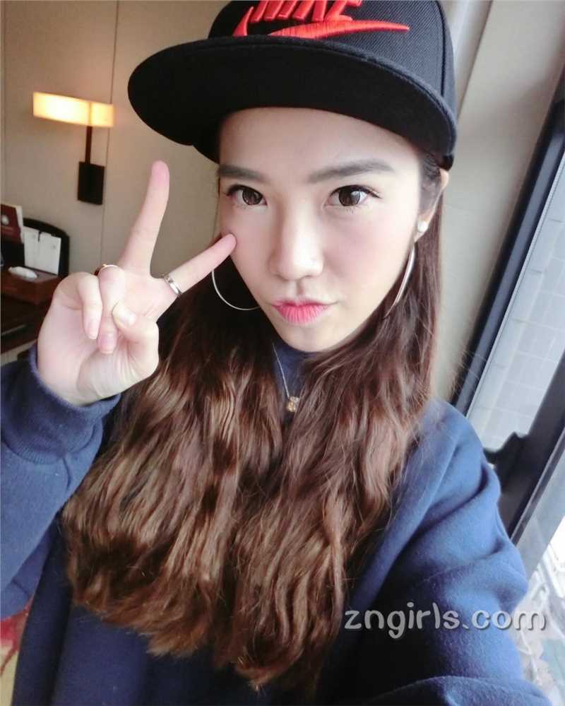 特别专辑美女歌手禤泳伦私房清纯图片