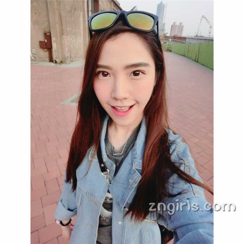 特别专辑美女歌手禤泳伦私房清纯图片