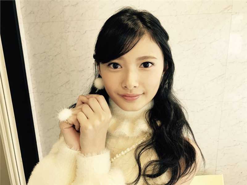 日本美女青岛心清纯迷人