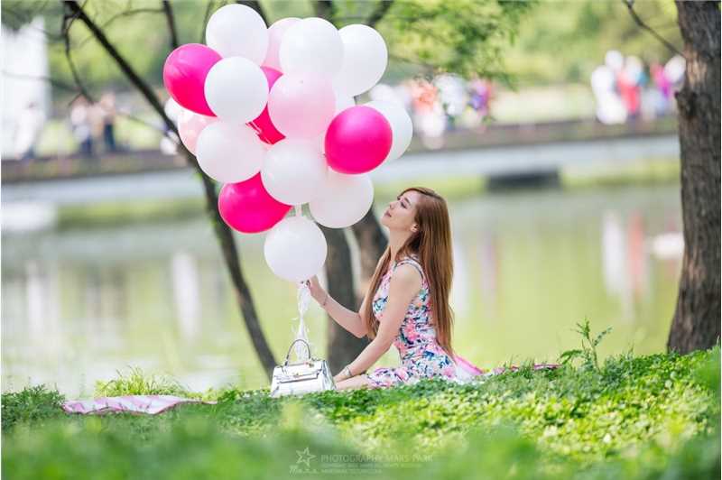 高清清纯美女金河律唯美街拍图集