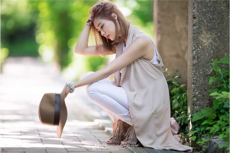 高清清纯美女金河律唯美街拍图集