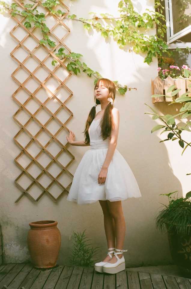 特别专辑清纯美女婚纱短裙唯美迷人图片