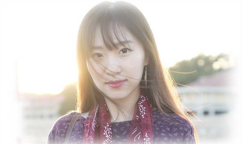 高清长发美女海边唯美清纯动人图集