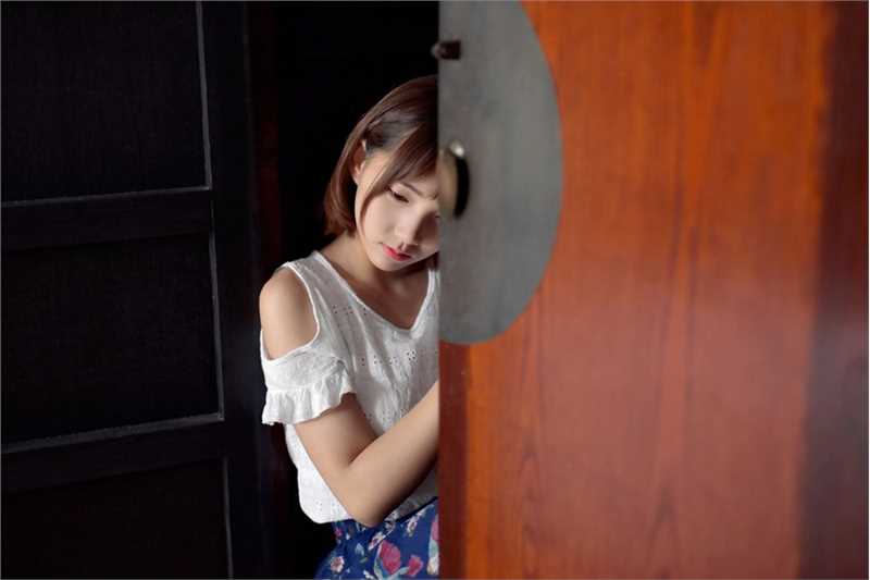 高清短发清纯美女文艺范图集图册