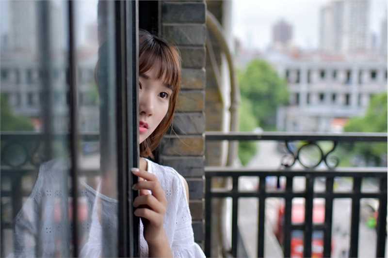 高清短发清纯美女文艺范图集图册