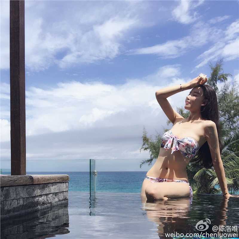 特别专辑长发清纯美女陈洛唯微博养眼美照图片图片