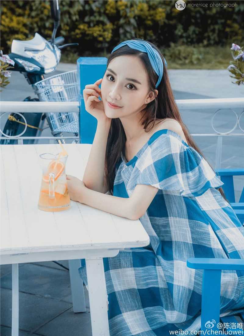 特别专辑长发清纯美女陈洛唯微博养眼美照图片图片