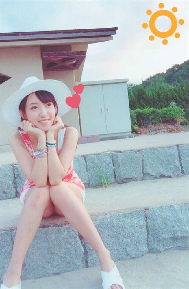 优质日本清纯美女坂口ちな养眼私拍美照相册