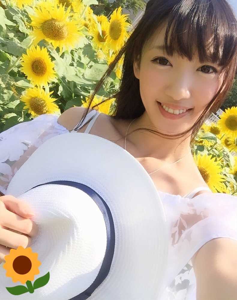 优质日本清纯美女坂口ちな养眼私拍美照相册