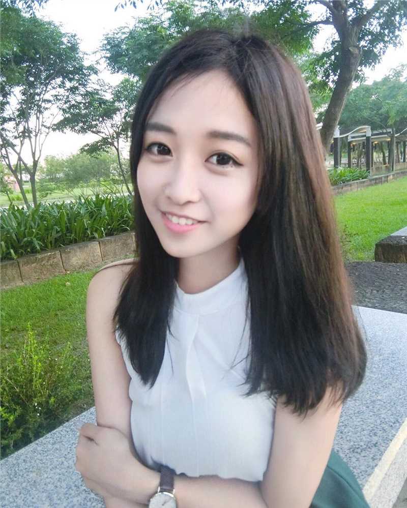 精选90后清纯可爱美女林芷葳私拍美照图片图册