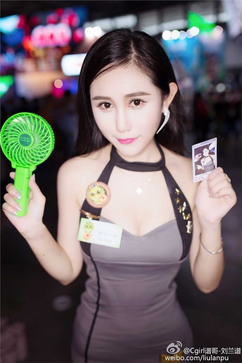 精选小蛮腰美女刘兰谱清纯私拍图片图册